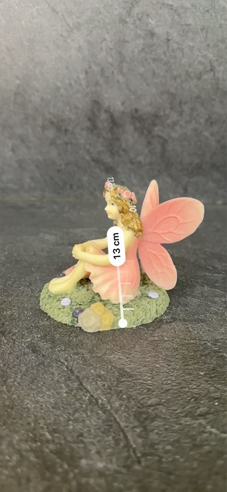 Figurina unica din “The Fairy Collection”