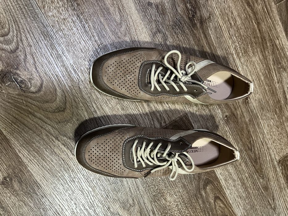 Продам мокасины