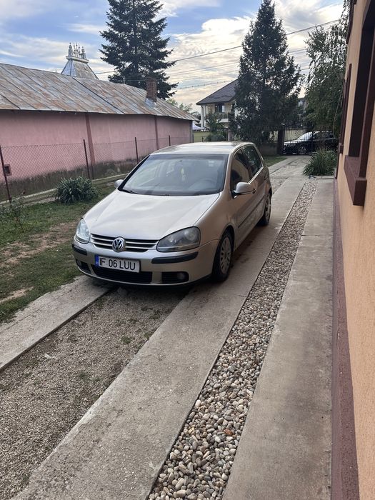 Golf 5 1.6 fsi 115cp