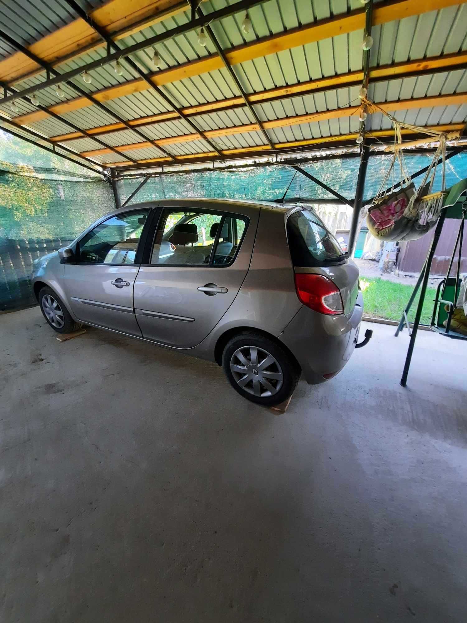 Renault Clio 3  ...
