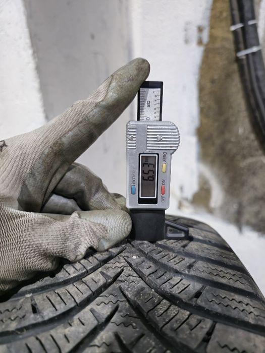 4x 185/65/15 M+S HANKOOK 6MM Stare excelentă