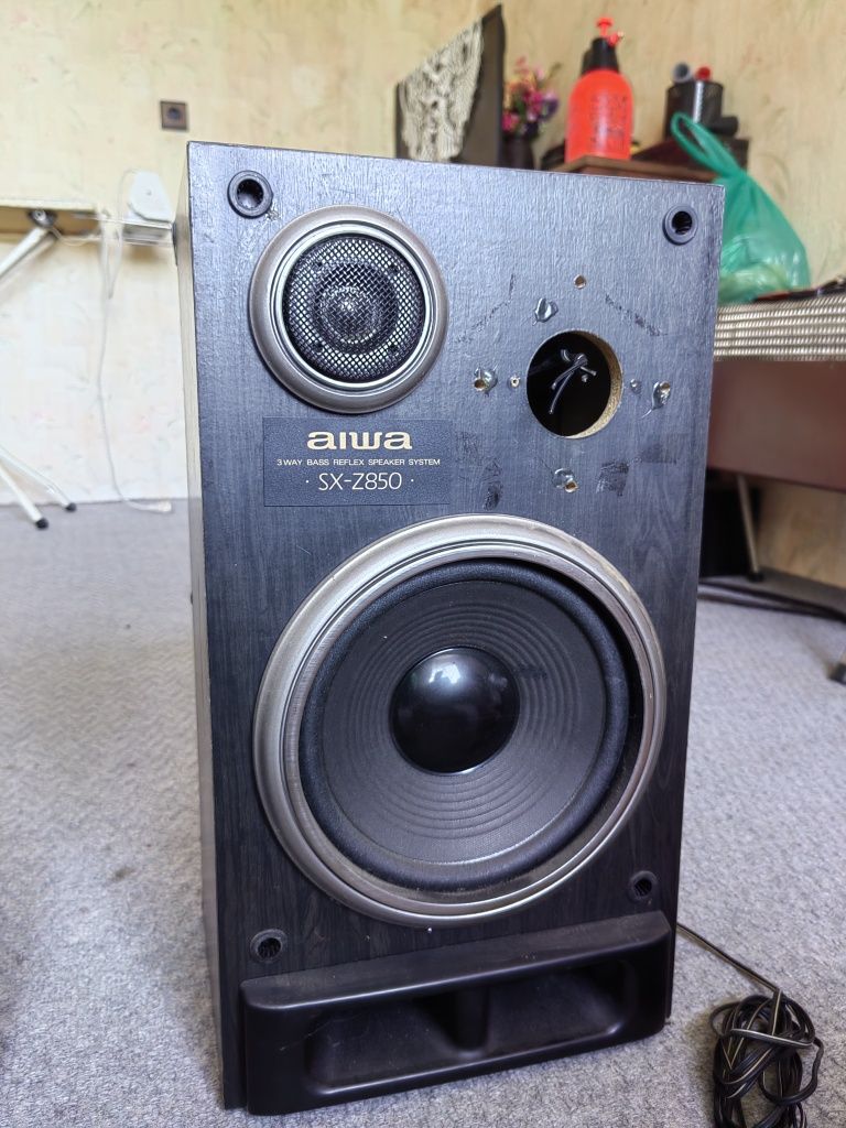 Тонколони AIWA SX-Z850