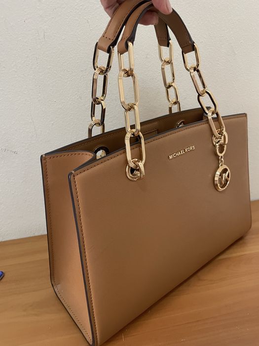 Michael Kors кафява кожена чанта камел