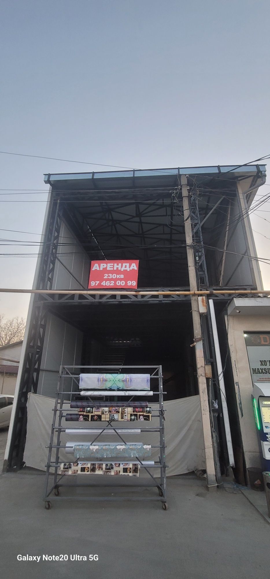 Olmazor tuman Saĝbon kòcha yuzidai 230m² ga ega joy ijaraga beriladi.