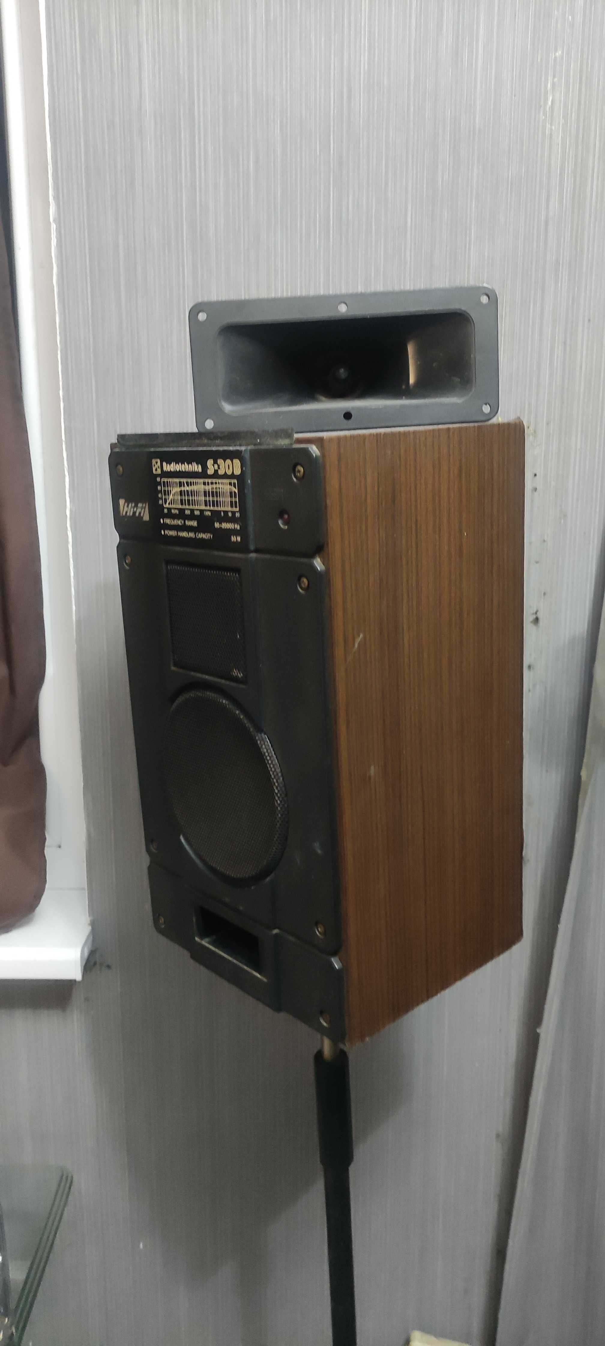 Radiotehnika S-30B  Работещи са