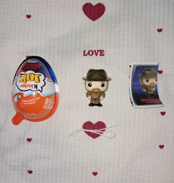 Продам за 750 тг/Обменяю фигурку из Киндер Осд!! Читать описание