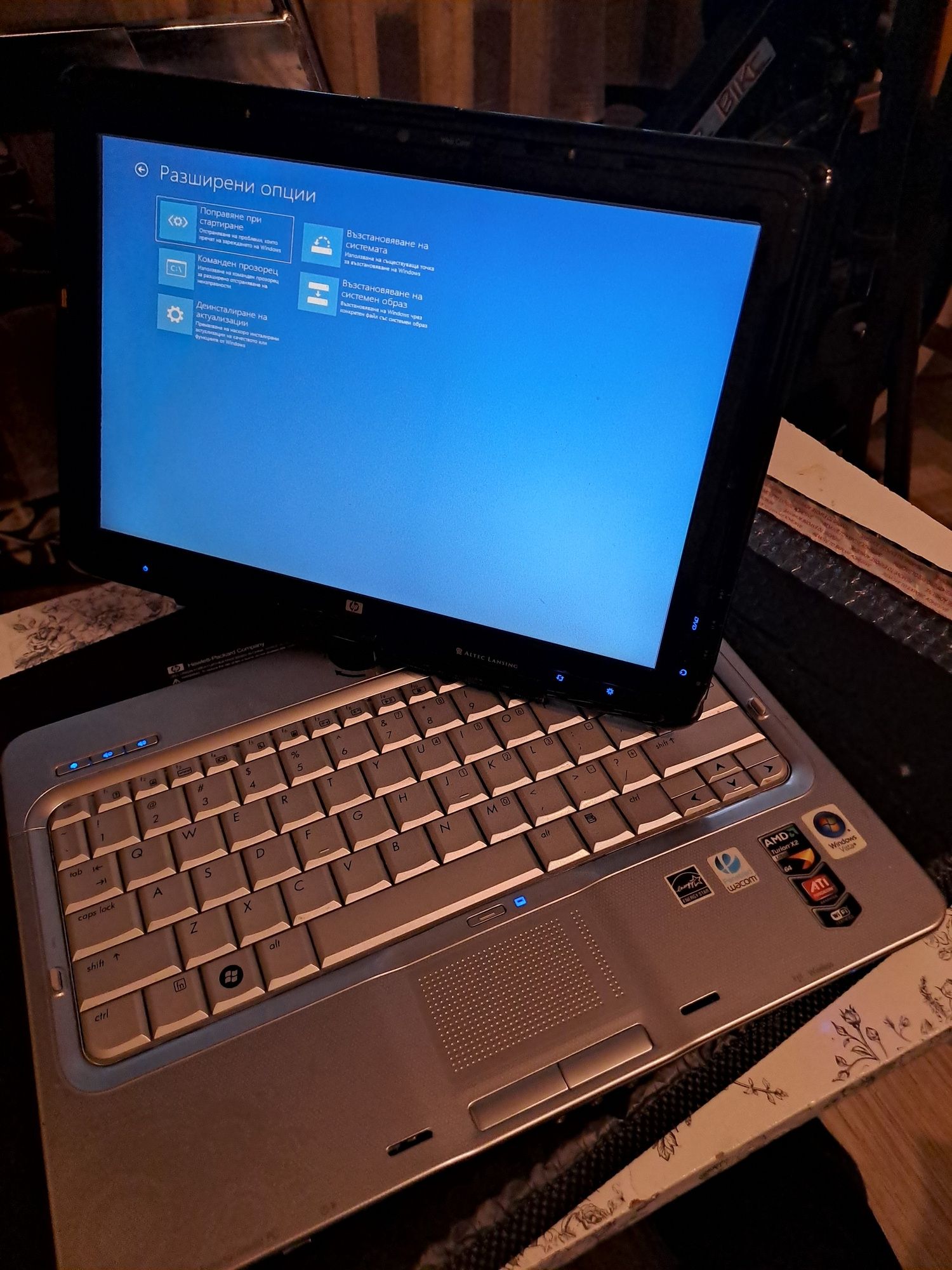 Лаптоп HP Pavilion tx2500z 4ram. SSD 512