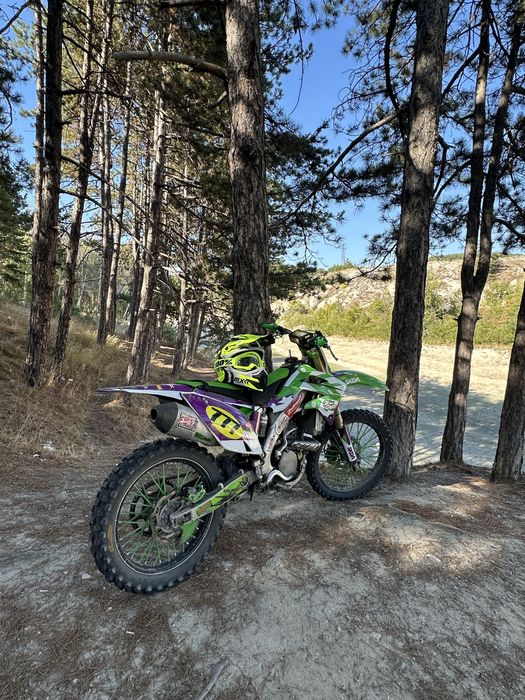 Продавам kawasaki kx250f 2010