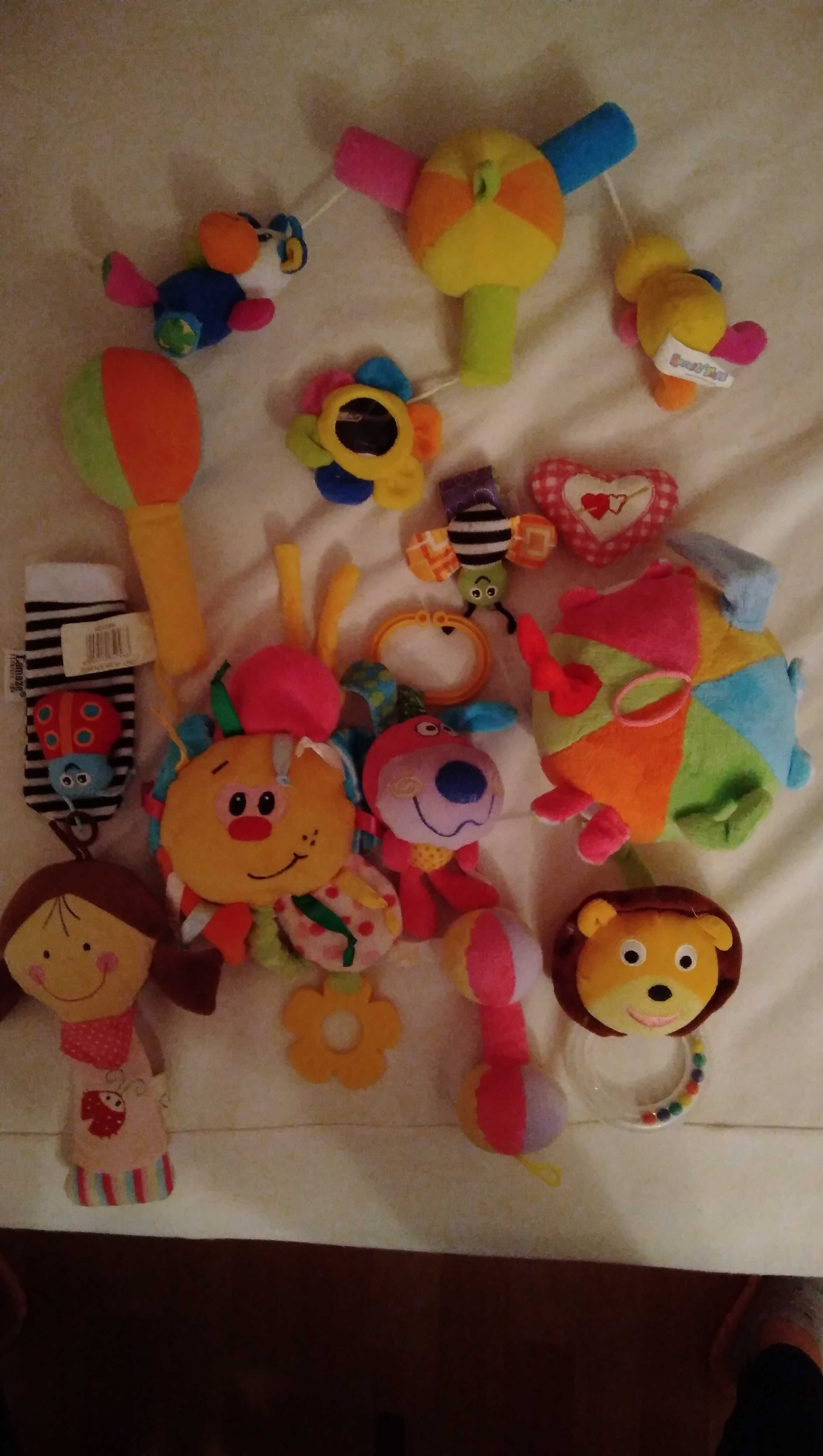 Бебешки играчки и дрънкалки