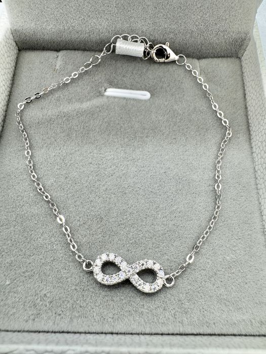 Сребърна гривна с мойсанит (Диамант)