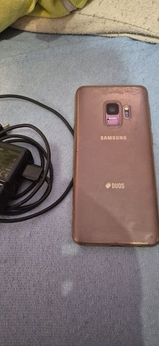 Vând telefon mobil Samsung S 9.