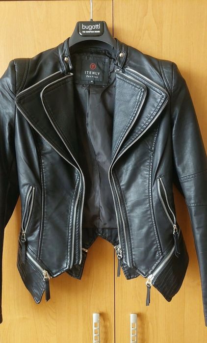 Дамско кожено яке