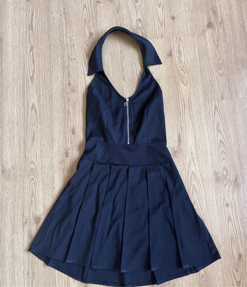 Черна рокля H&M