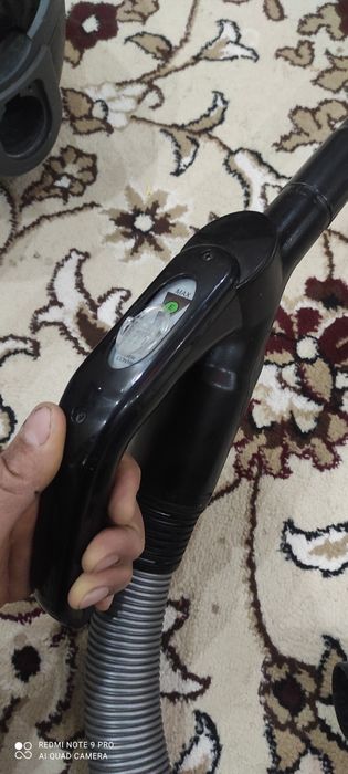 Plsos sotiladi xolati yaxshi 800ming