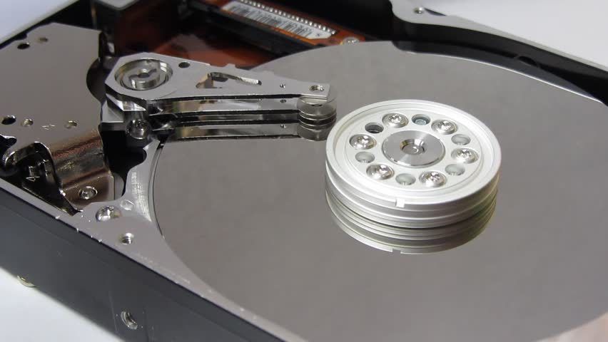 Recuperare date de pe HDD, carduri memorie, stick usb, SSD