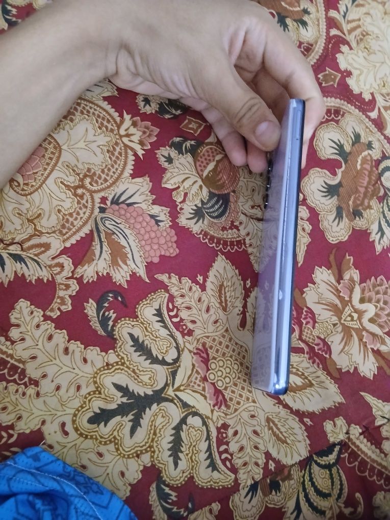 Samsung A32  sotiladi