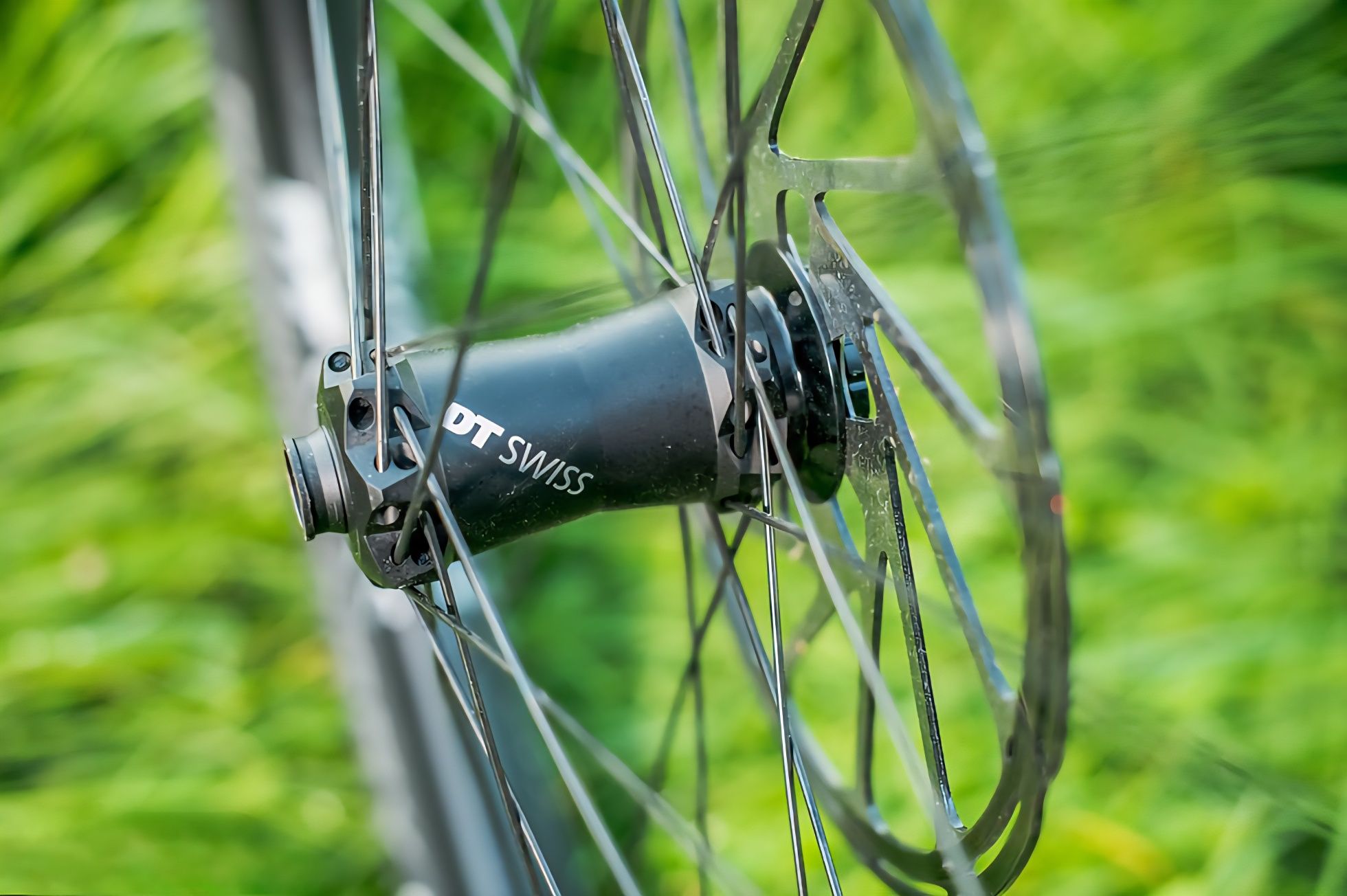 Roti 29 carbon DT SWIS HXC 1501 ca noi cu butucii DTSWISS 240