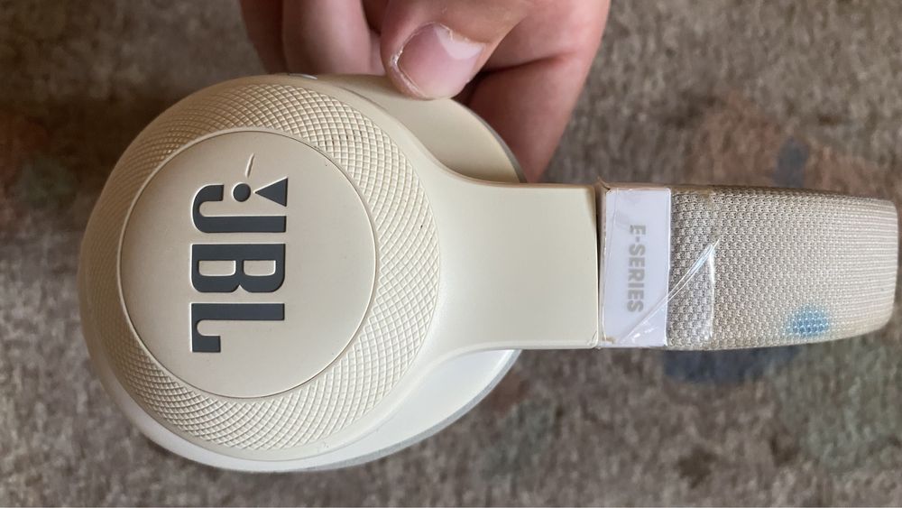 JBL слушалки безжични оригинални E55BT