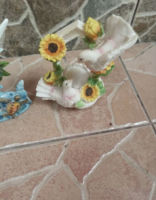 Diferite bibelouri vechi