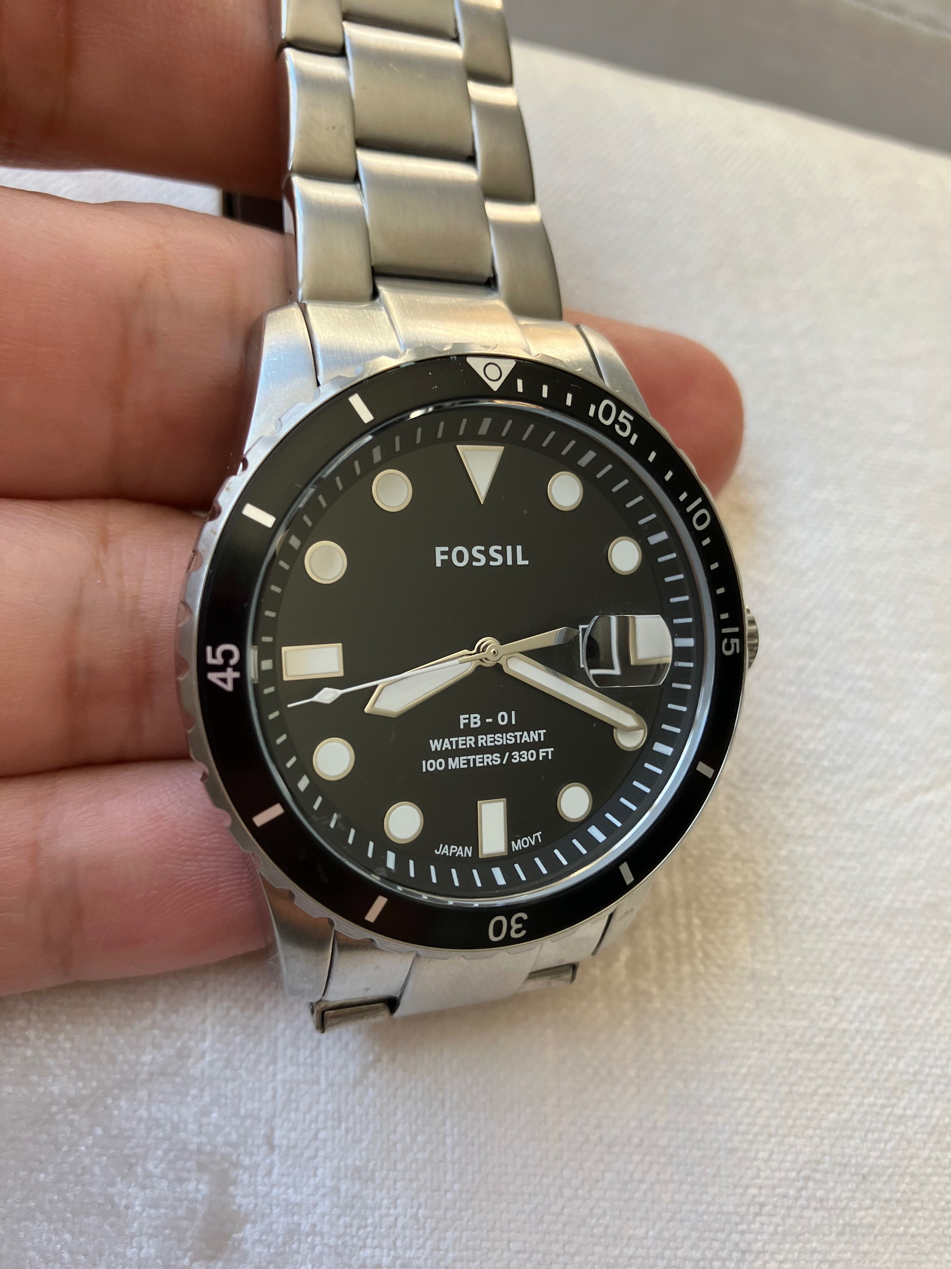 Fossil diver submariner часовник