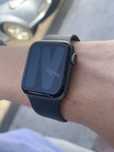 Apple watch 4/40 Vapshe zor narx srochniga