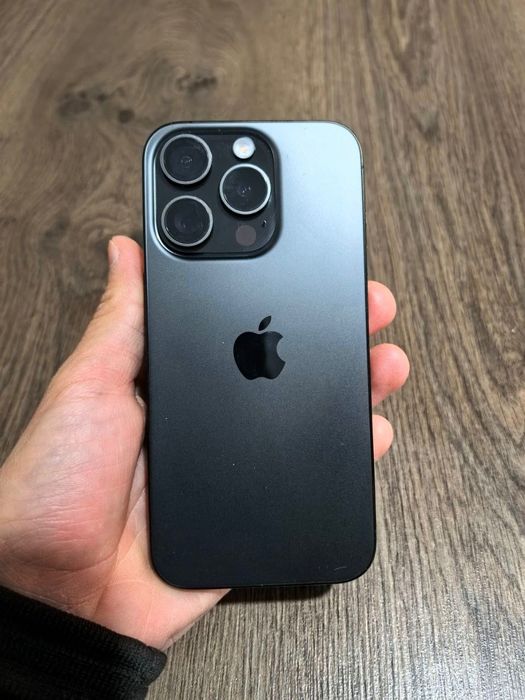 Iphone 15pro gartya 3oy