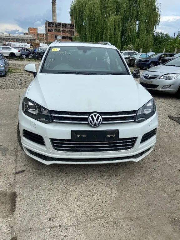 Dezmembrez Volkswagen Touareg 2012 diferite motorizari