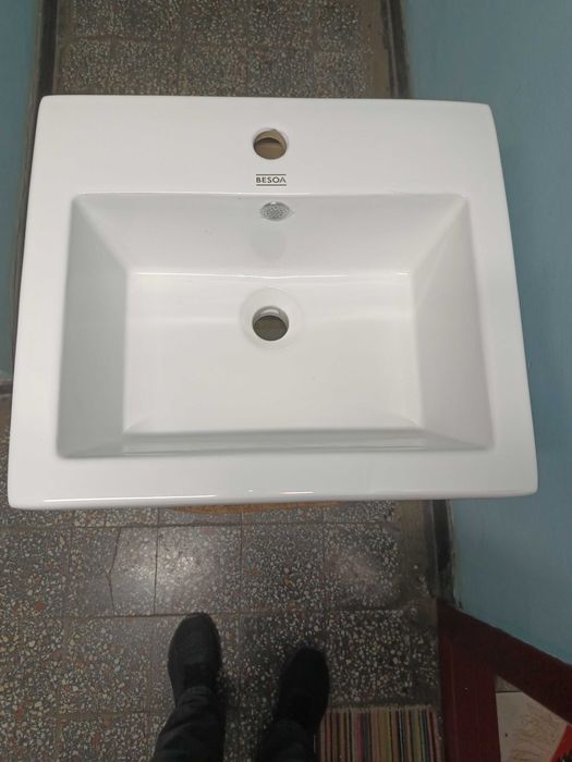 Chiuveta coloană BESOA