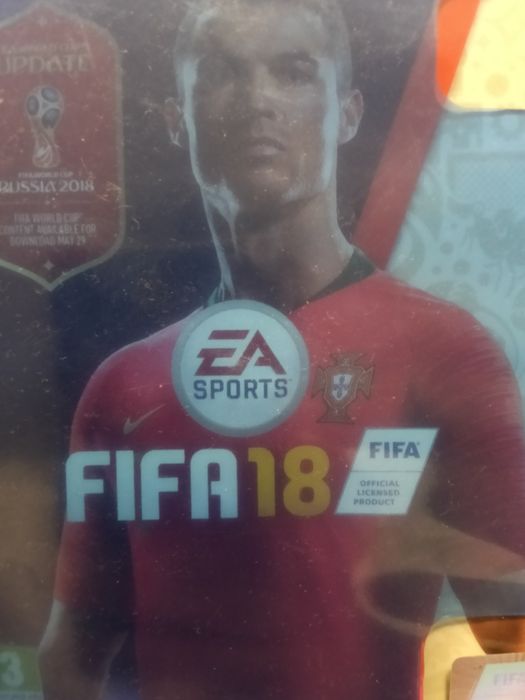 Vând fifa 18 pentru ps 4 in stare foarte buna