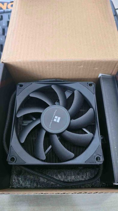 Coolere CPU + Ventilatoare Carcasa Thermalright