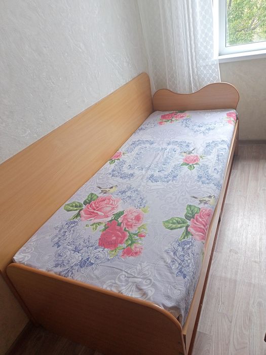 Продам кровать подростковый