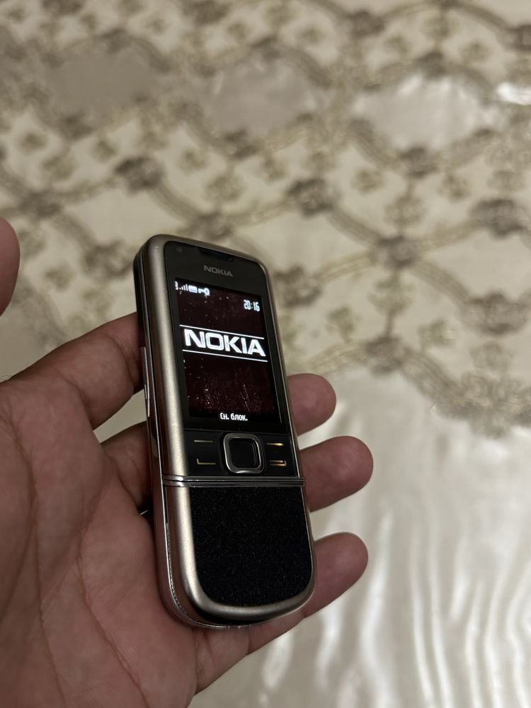 Nokia 8800e-1 carbon