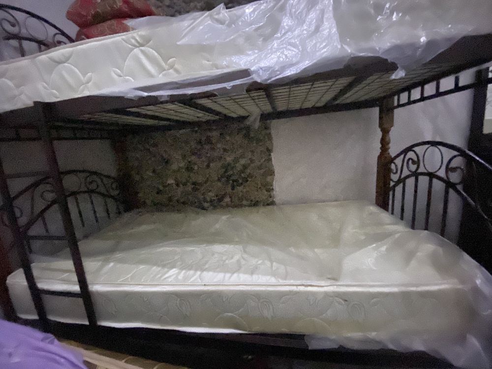 Двухъярусный кровать в отличном состоянии