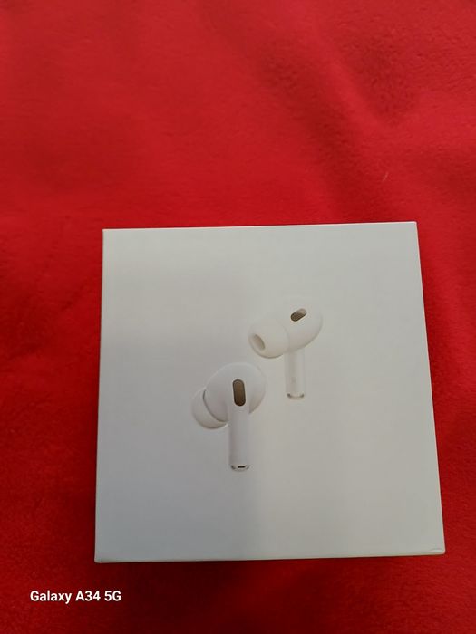 Слушалки AirPods Pro