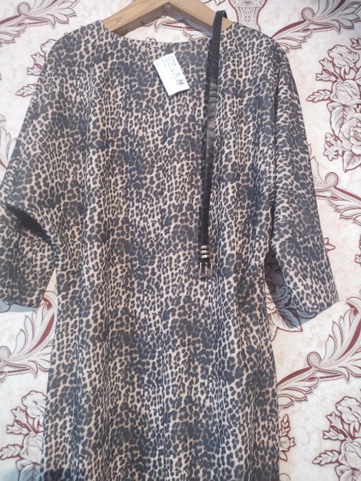 Продам платье женское новое