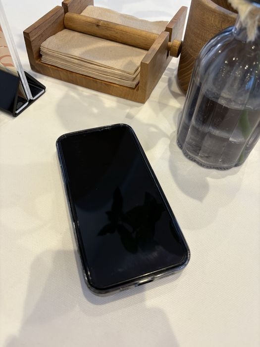 iPhone 13 с коробкой