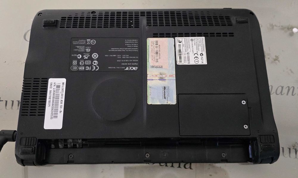 Laptop mini core2duo - Acer Aspire One ZG5 - functional,instalat