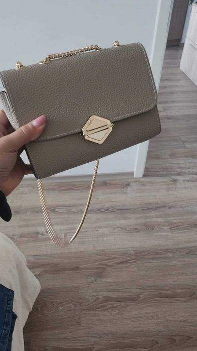 Дамски кожени чанти