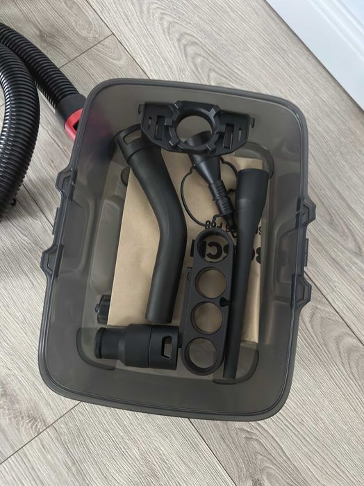 Bosch AdvancedVac 18V-8 aspirator fara fir 18 V