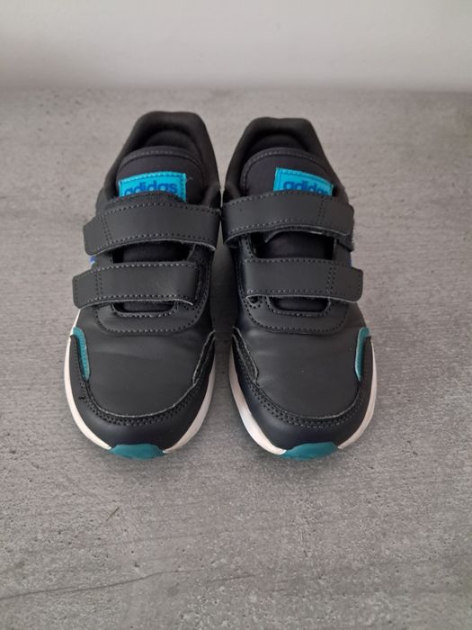 Adidași marimea 30 baieti