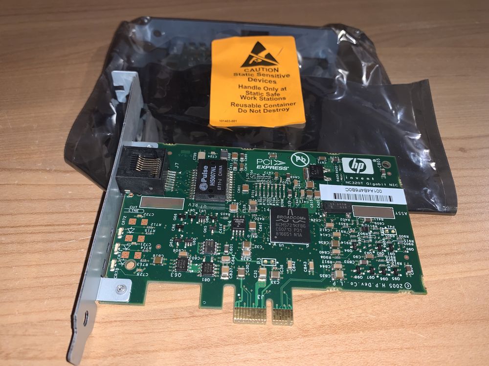 Placa de retea, Gigabit Broadcom, PCI Express, sigilata