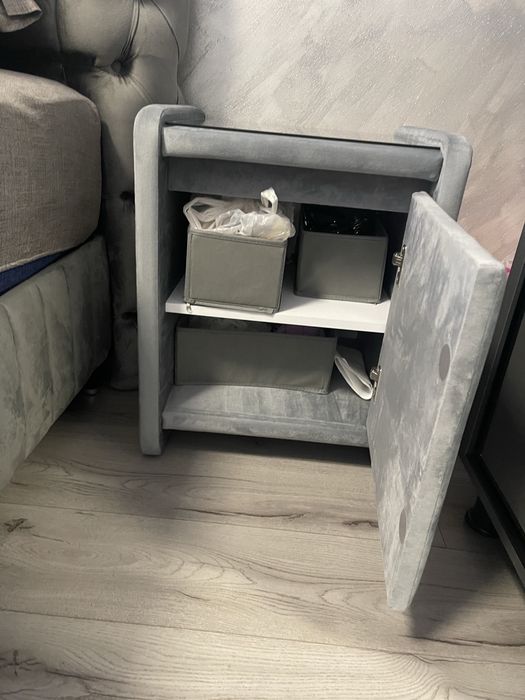 Noptieră Fancy !Preț: 450 Ron !!