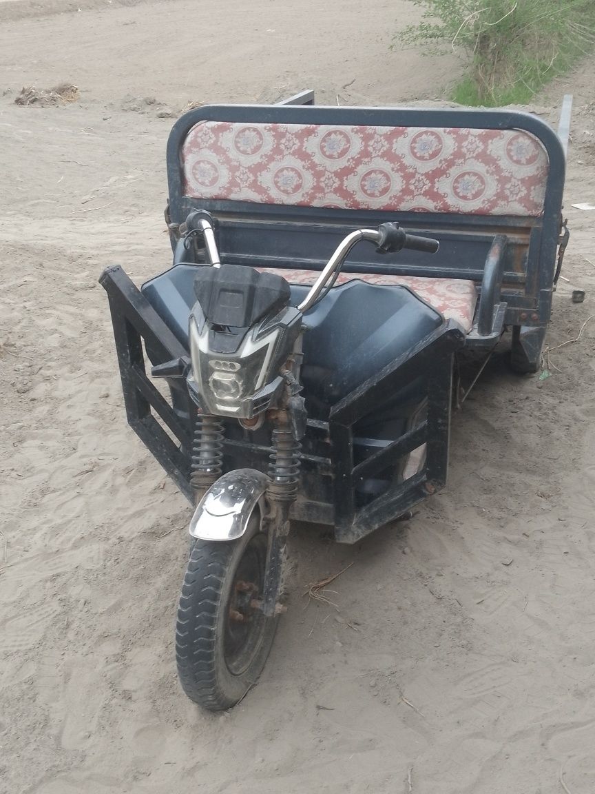 Elektron moto sotiladi