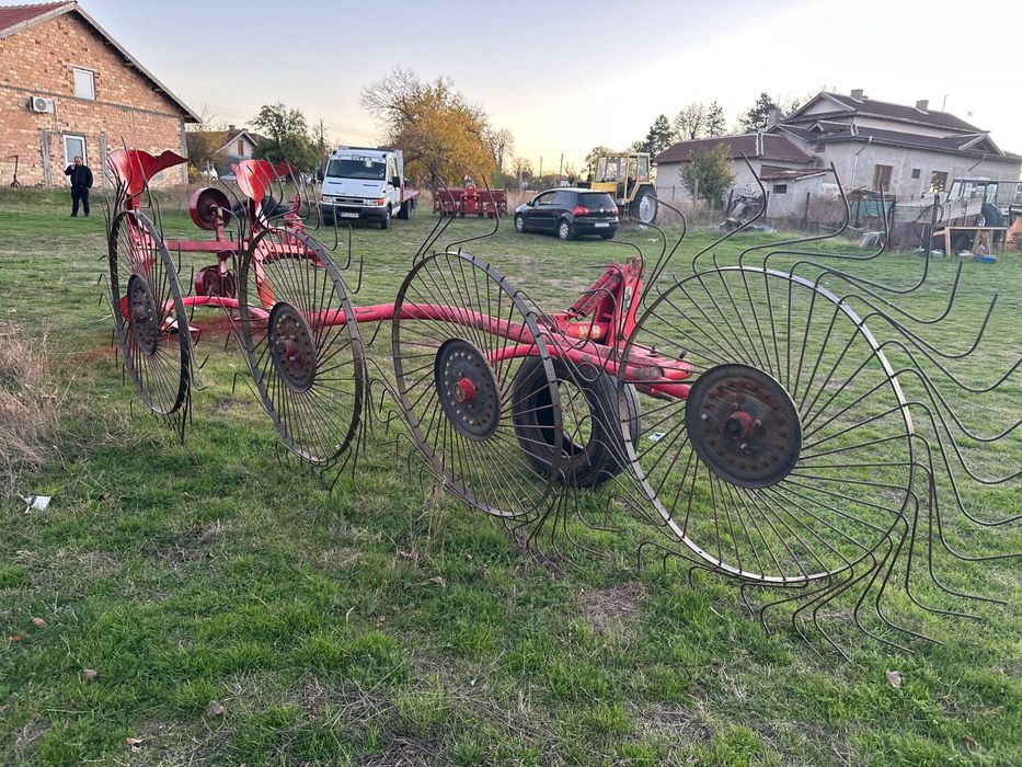 Сеялка , дискова брана ,плуг и сеносъбирач !