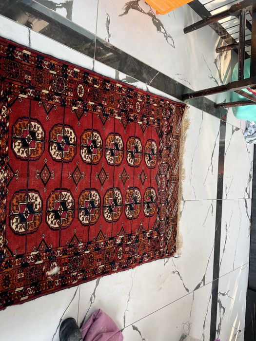 Старинный ковер . Ручной