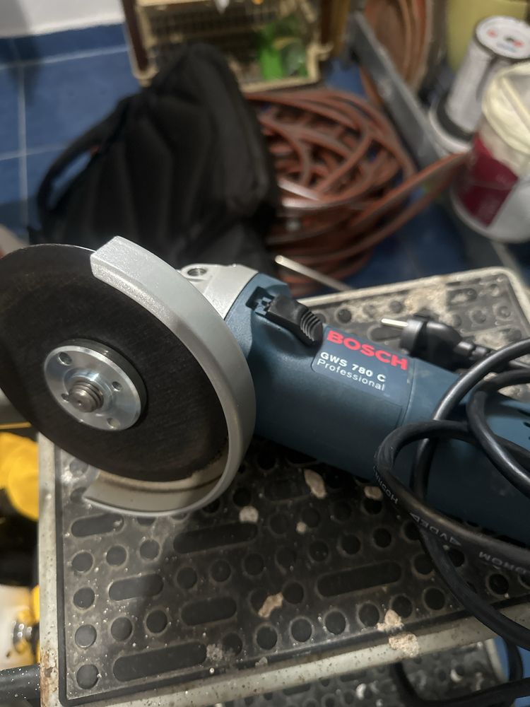 Flex bosch professional GWS 780 C