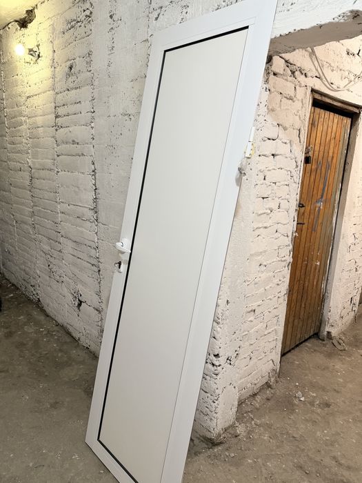 Алуминиева врата за баня