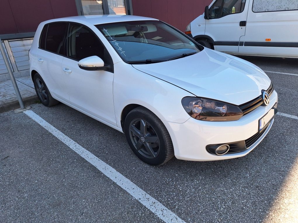 Vw Golf VI 1.6 90 к.с.