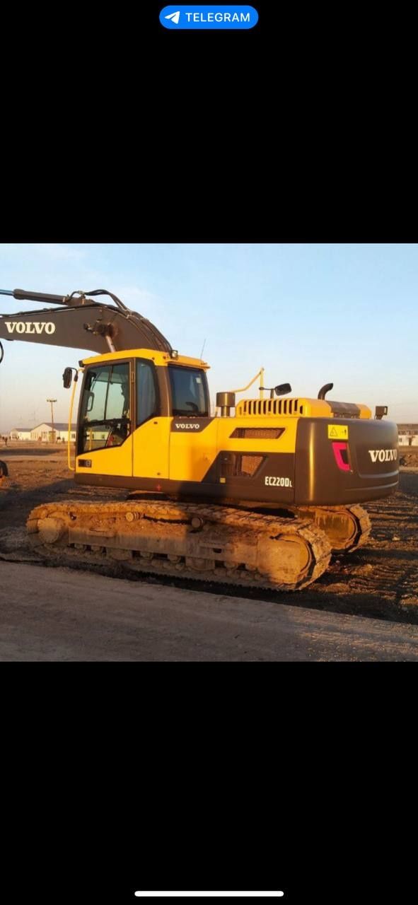 Volvo EC220D сотилади