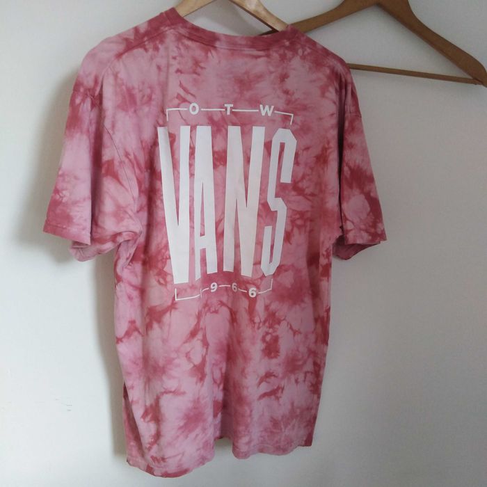 Нова Тениска Vans Large